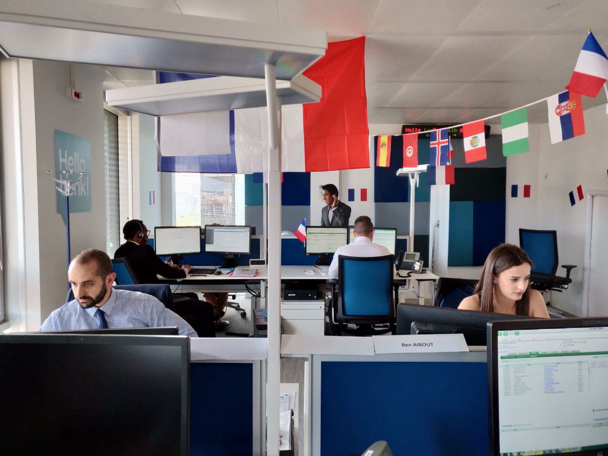 The Banking Jobs Hello Bank Financial Advisor Bnp Paribas