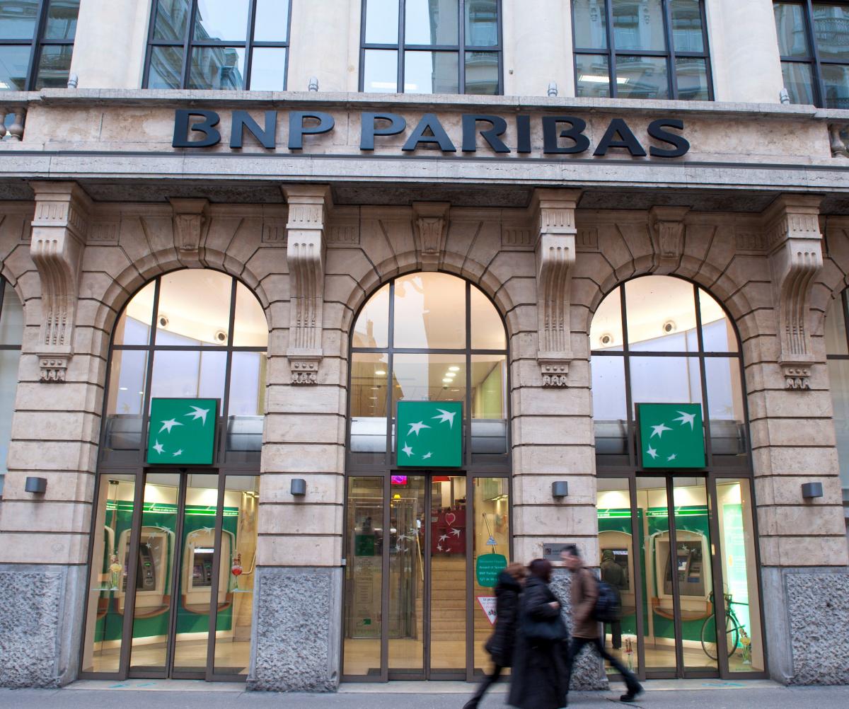 Rue un immeuble remarquable du Groupe à Lyon BNP Paribas