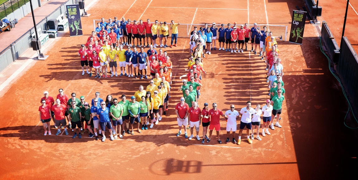 We Are Tennis Cup 2023 : les collaborateurs de BNP Paribas sur le court, avant les finales, à l'occasion des 50 ans de partenariat tennis