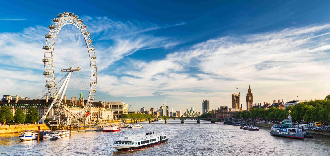 Parlement de Westminster et la Tamise au Royaume-Uni