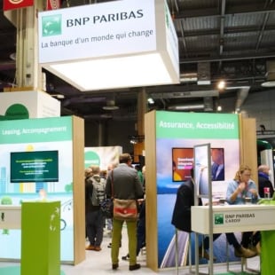 Mondial Auto 2022-Stand BNP P Cardif