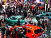 Mondial de l’Auto 2024 : quels défis et stratégies pour une transition réussie vers l’électrique ?