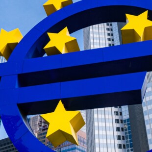 Euro Symbol monument