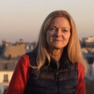 Claudia Belli dans We Engage